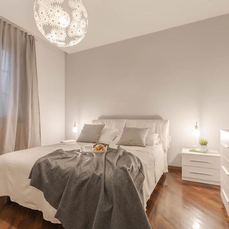 Welcome To Milan And More! Apartment Varedo Bagian luar foto