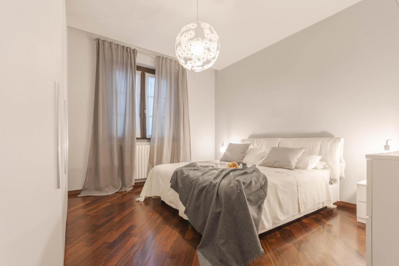 Welcome To Milan And More! Apartment Varedo Bagian luar foto