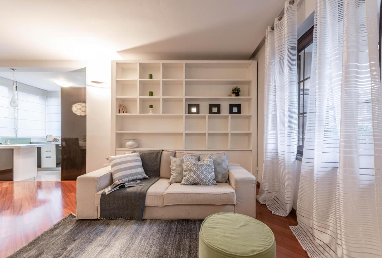 Welcome To Milan And More! Apartment Varedo Bagian luar foto
