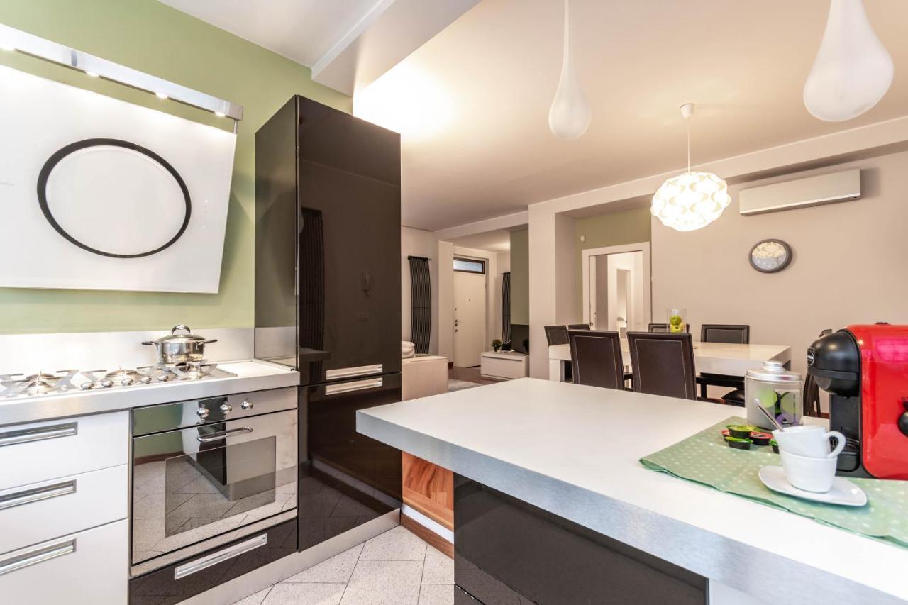 Welcome To Milan And More! Apartment Varedo Bagian luar foto