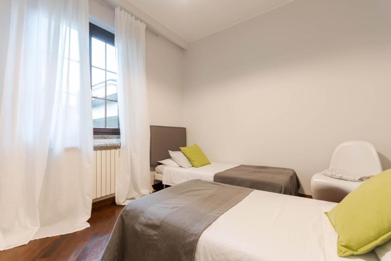Welcome To Milan And More! Apartment Varedo Bagian luar foto